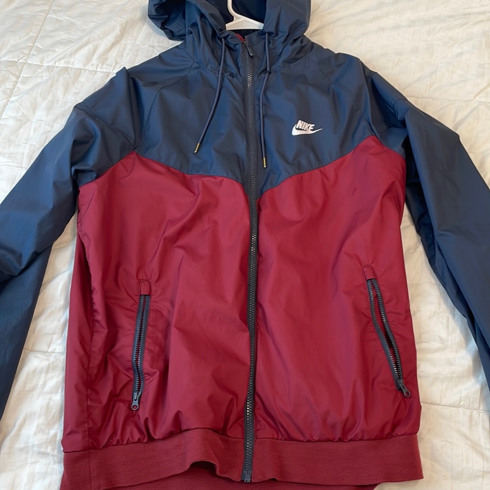 Nike windbreaker